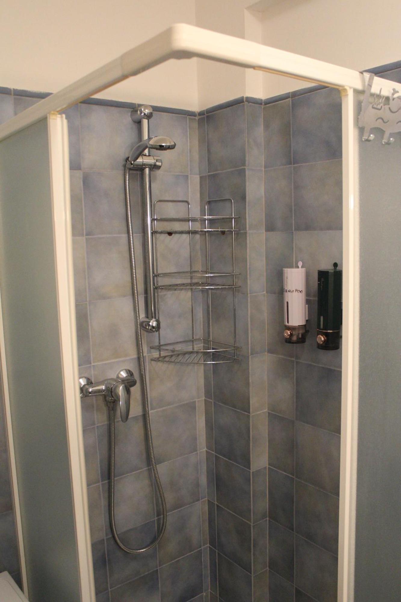 Casa Mira - Ampio, Fully Equipped E Zona Tranquilla Apartman Trieszt Kültér fotó